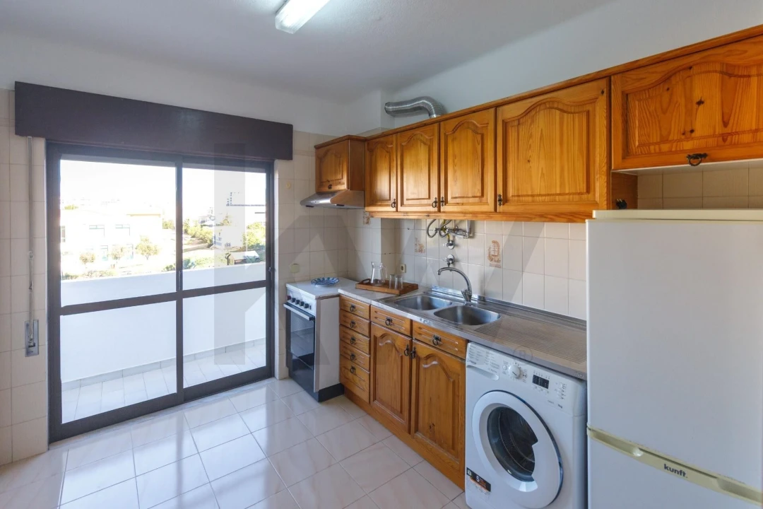 Apartamento T2 para Venda em Portimão Foto 17