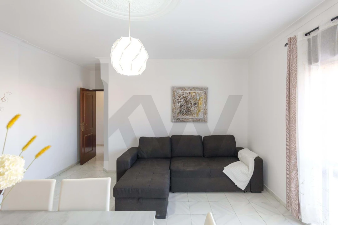 Apartamento T2 para Venda em Portimão Foto 6