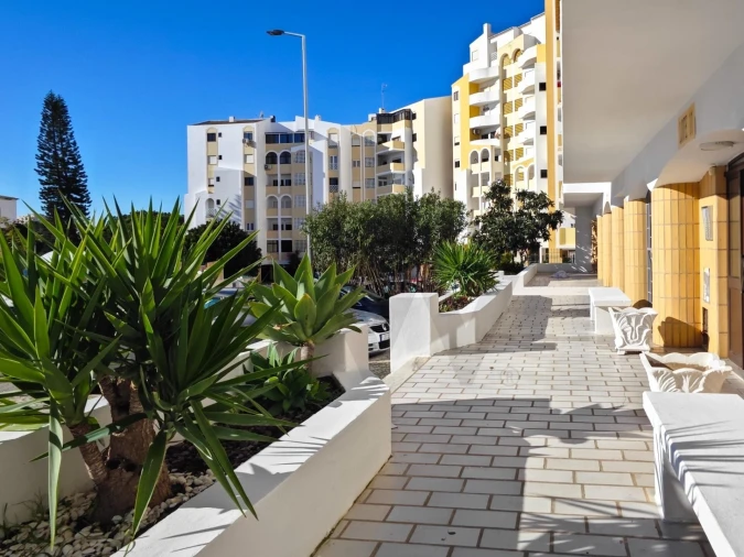 Apartamento T2 para Venda em Portimão Foto 25