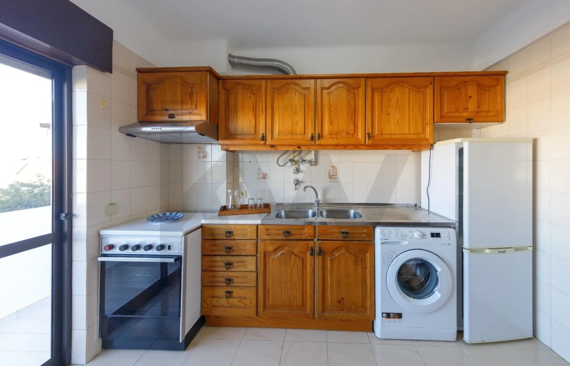 Apartamento T2 para Venda em Portimão Foto 19