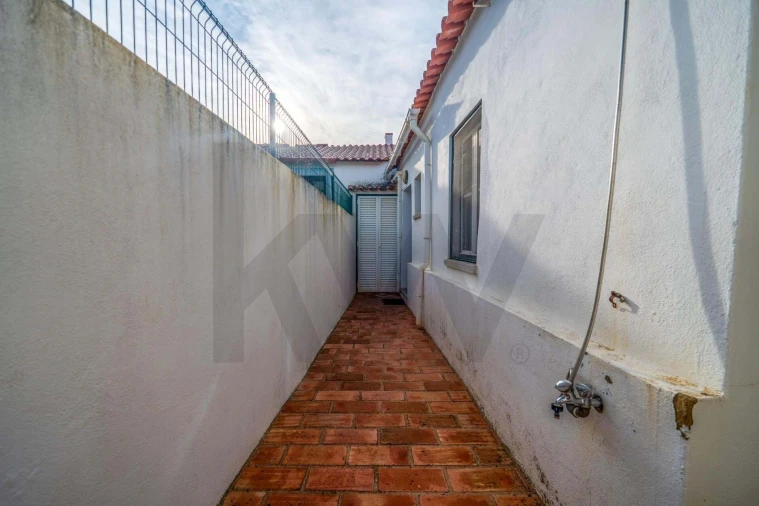 Moradia T2 para Venda em São Bartolomeu de Messines Foto 18