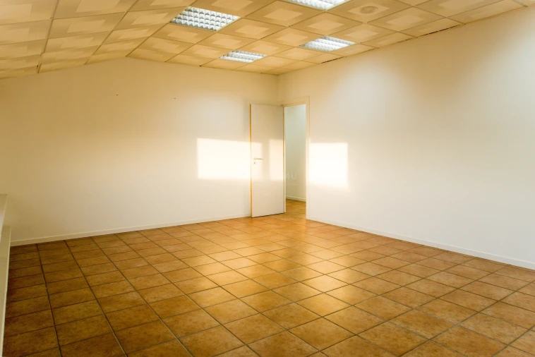 Escritório para Arrendamento em Laranjeiro e Feijó Foto 10