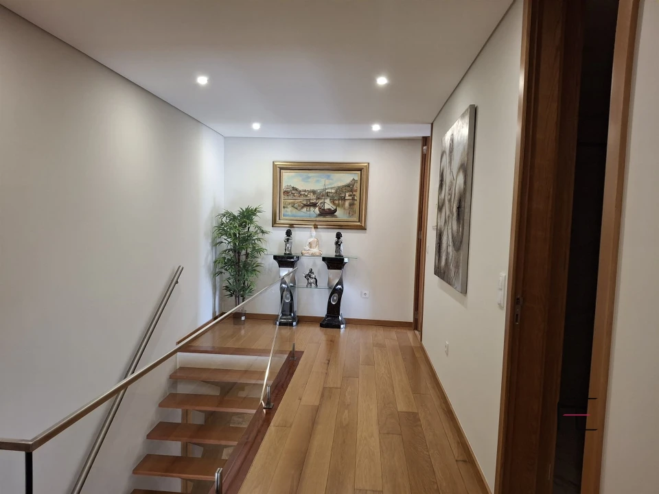 Moradia T3 para Venda em Canidelo Foto 31