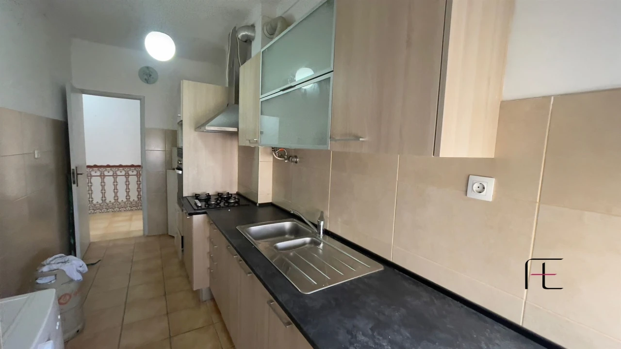 Apartamento T2 para Arrendamento em Queluz e Belas Foto 2