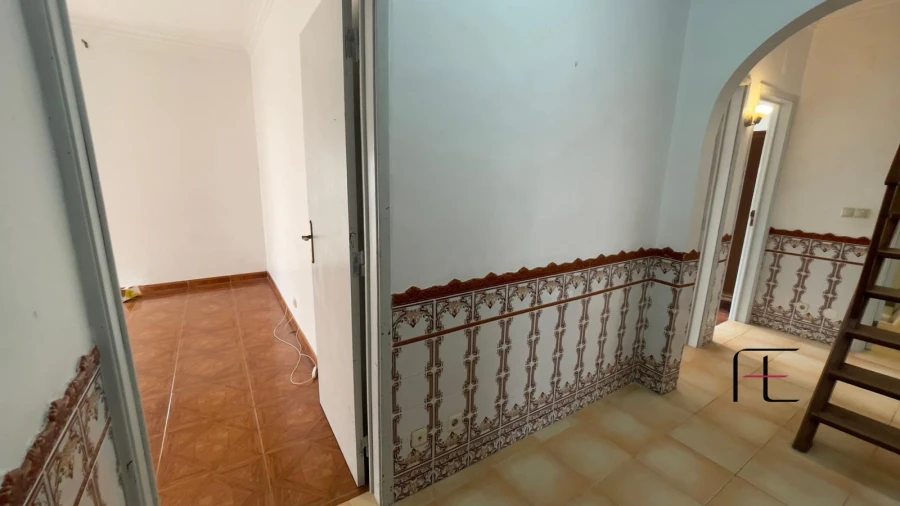 Apartamento T2 para Arrendamento em Queluz e Belas Foto 12