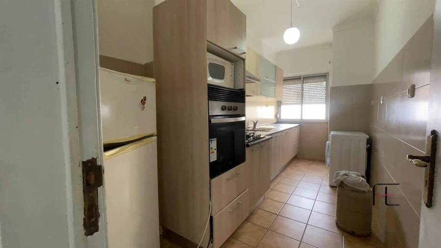 Apartamento T2 para Arrendamento em Queluz e Belas Foto 5