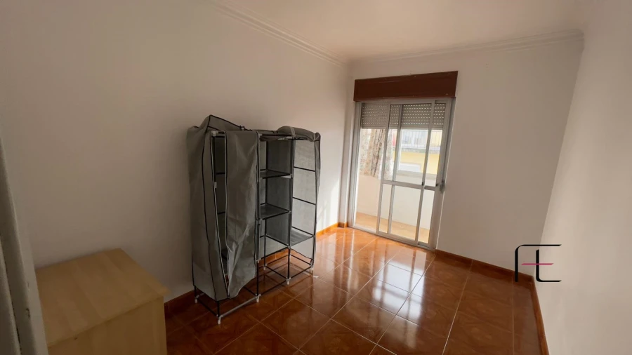 Apartamento T2 para Arrendamento em Queluz e Belas Foto 16