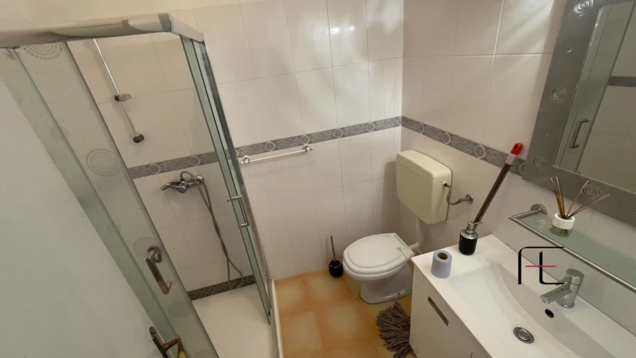 Apartamento T2 para Arrendamento em Queluz e Belas Foto 20