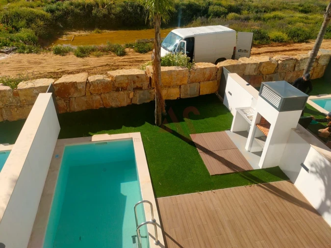 Moradia T3 para Venda em Ferreiras Foto 8