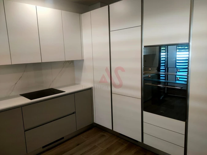 Moradia T3 para Venda em Ferreiras Foto 3