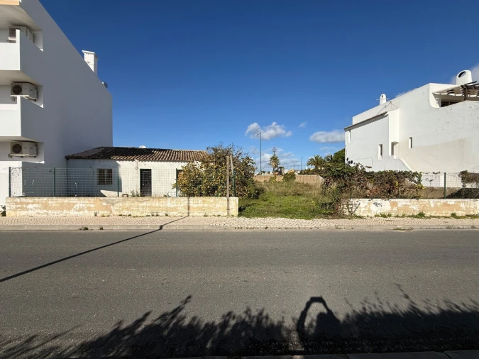 Moradia T0 para Venda em Albufeira e Olhos de Água Foto 8