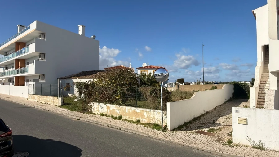 Moradia T0 para Venda em Albufeira e Olhos de Água Foto 21