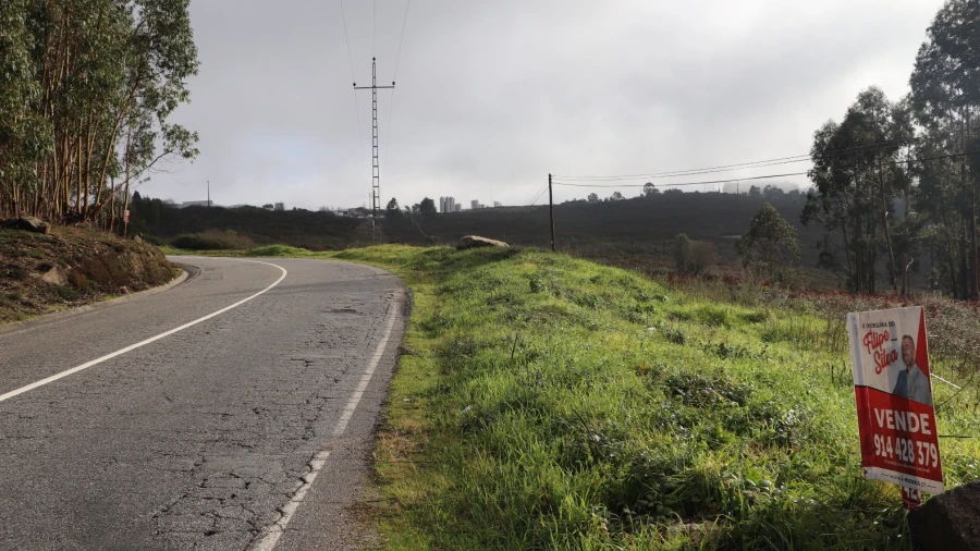 Terreno para Venda em Lustosa e Barrosas (Santo Estêvão)