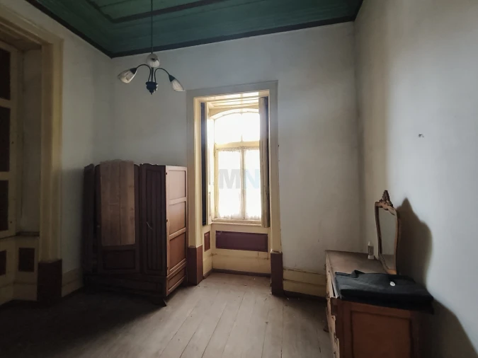 Moradia T8 para Venda em Cernache Foto 5