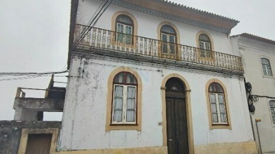 Moradia T8 para Venda em Cernache
