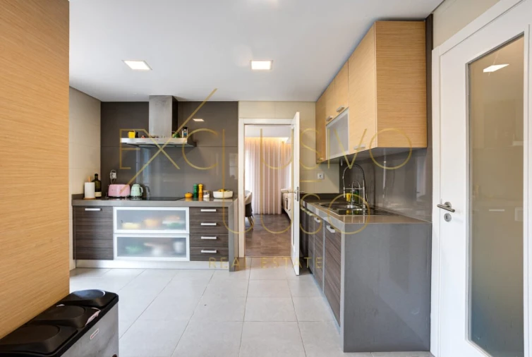 Apartamento T3 para Venda em Santa Maria e São Miguel, São Martinho, São Pedro Penaferrim Foto 8