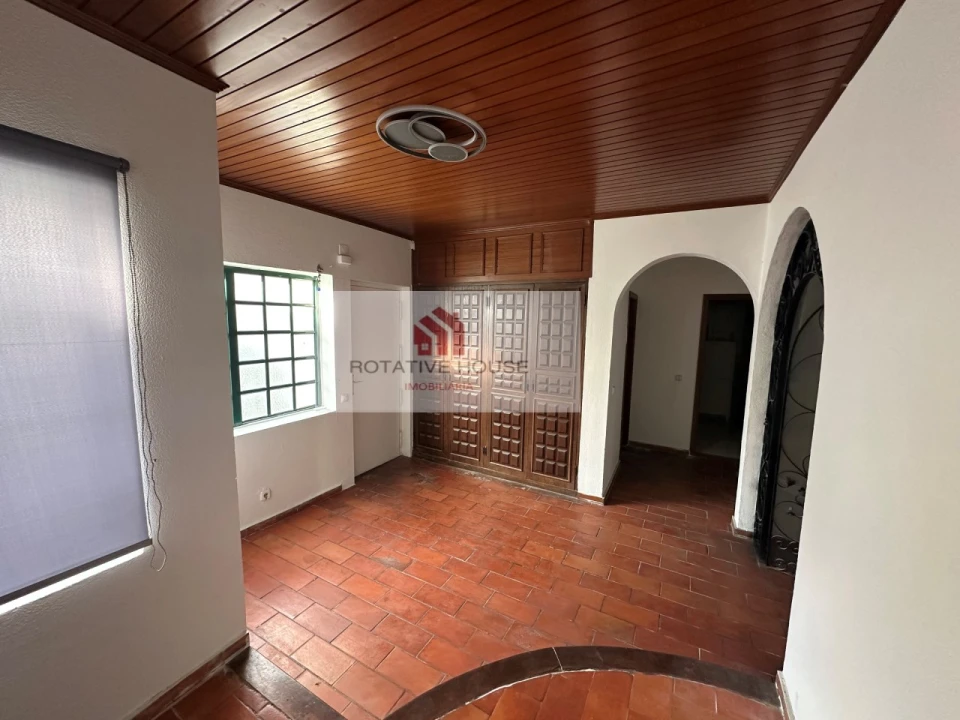 Moradia T5 para Venda em Assunção, Ajuda, Salvador e Santo Ildefonso Foto 27