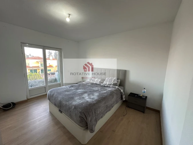 Moradia T5 para Venda em Assunção, Ajuda, Salvador e Santo Ildefonso Foto 3