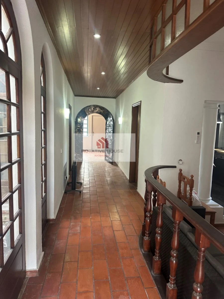 Moradia T5 para Venda em Assunção, Ajuda, Salvador e Santo Ildefonso Foto 22