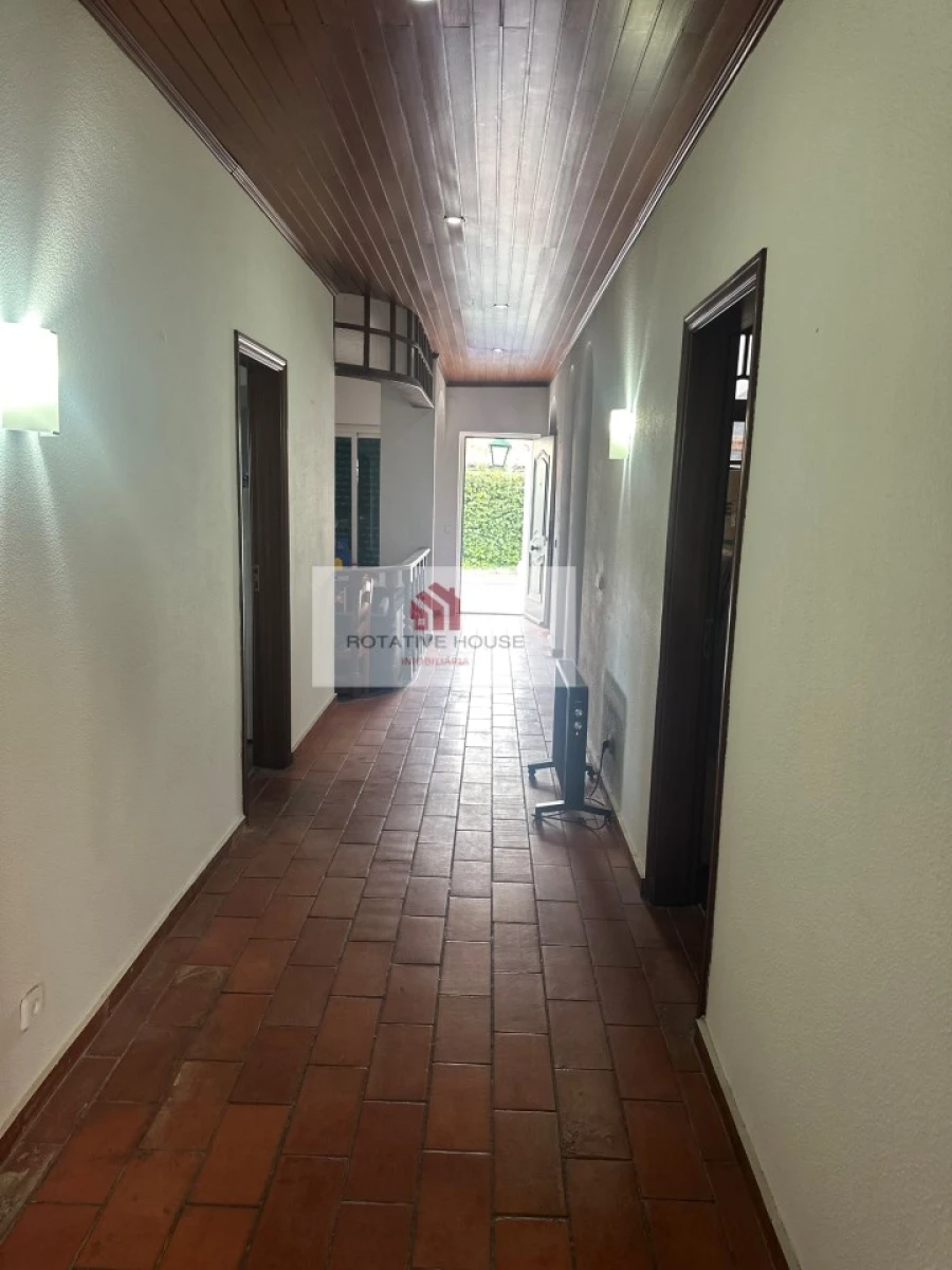 Moradia T5 para Venda em Assunção, Ajuda, Salvador e Santo Ildefonso Foto 23