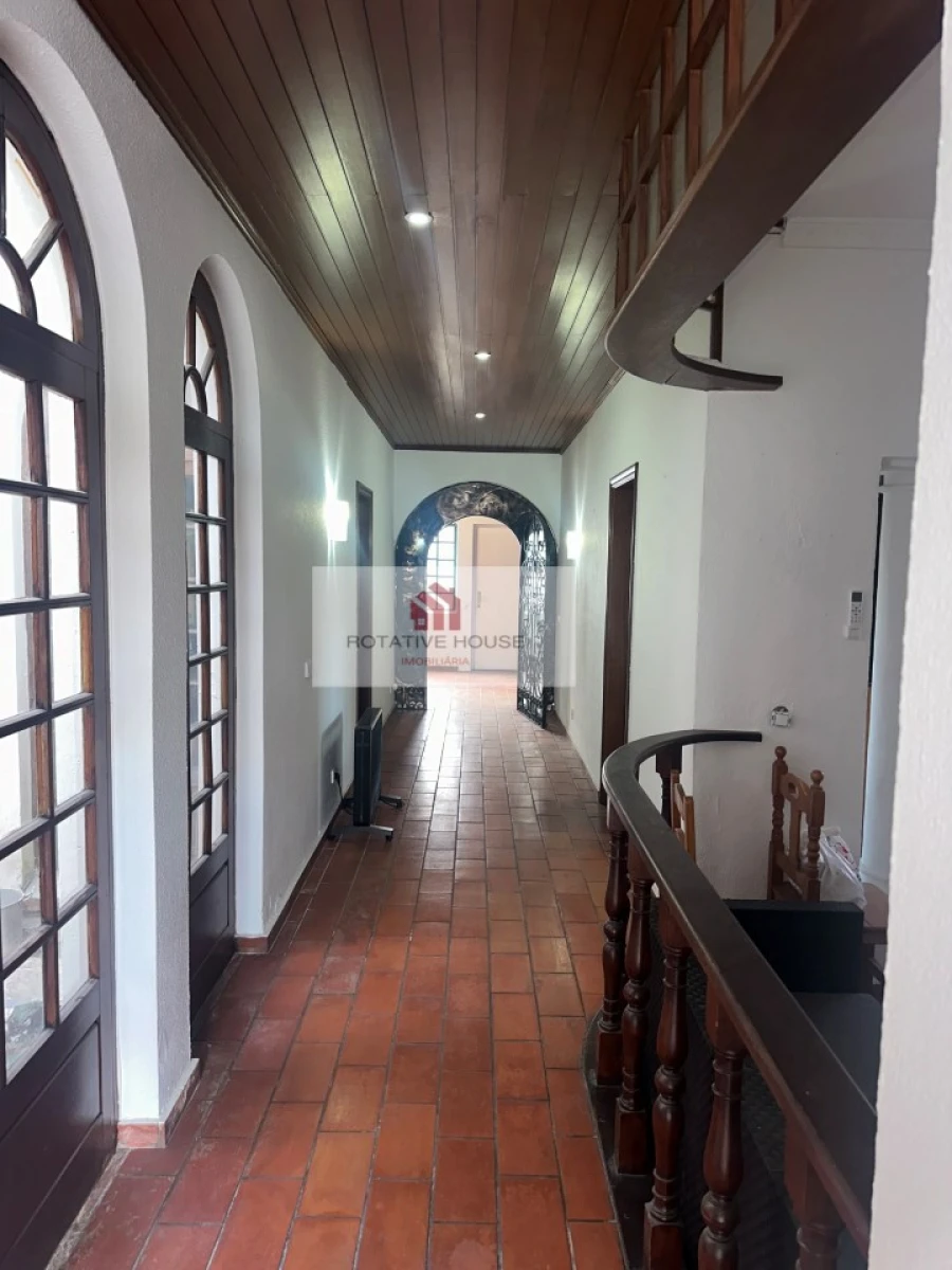 Moradia T5 para Venda em Assunção, Ajuda, Salvador e Santo Ildefonso Foto 29