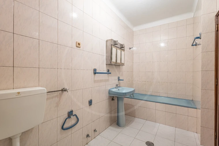 Apartamento T3 para Venda em Vila Pouca de Aguiar Foto 6