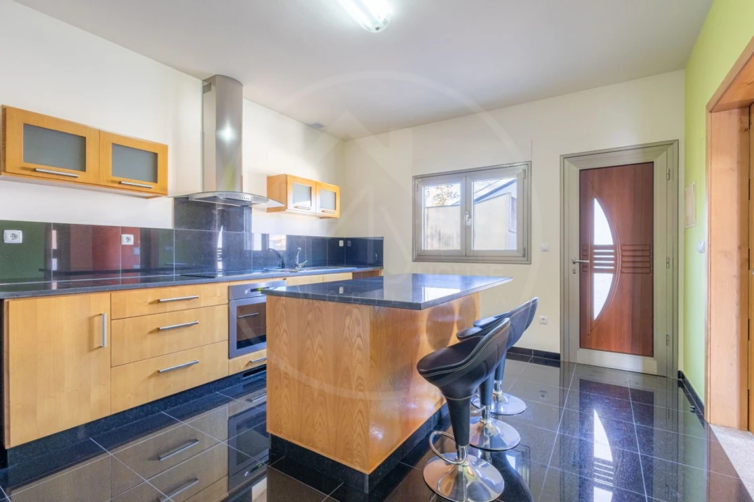 Moradia T3 para Venda em Salvador e Santo Aleixo de Além-Tâmega Foto 6