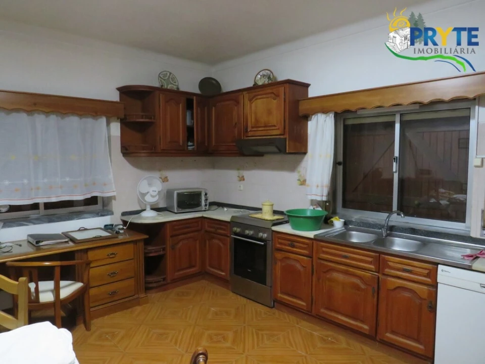 Moradia T5 para Venda em Sertã Foto 5