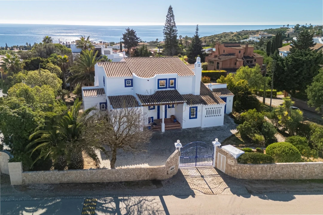 Moradia T4 para Venda em Luz Foto 35