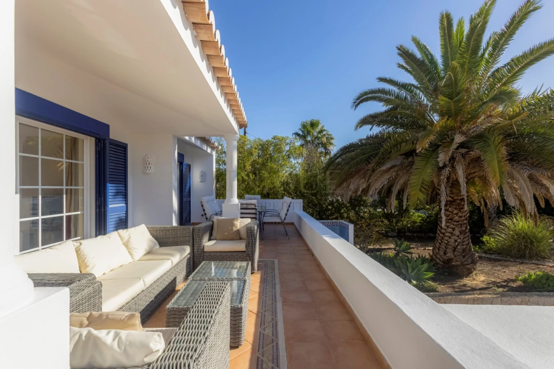 Moradia T4 para Venda em Luz Foto 14