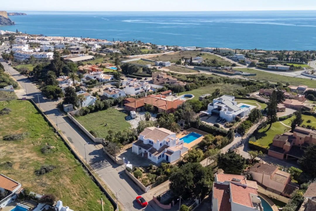 Moradia T4 para Venda em Luz Foto 37