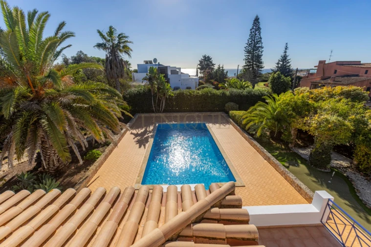 Moradia T4 para Venda em Luz Foto 33