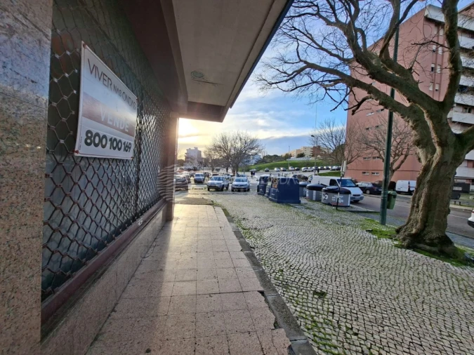 Loja para Venda em Caparica e Trafaria Foto 2