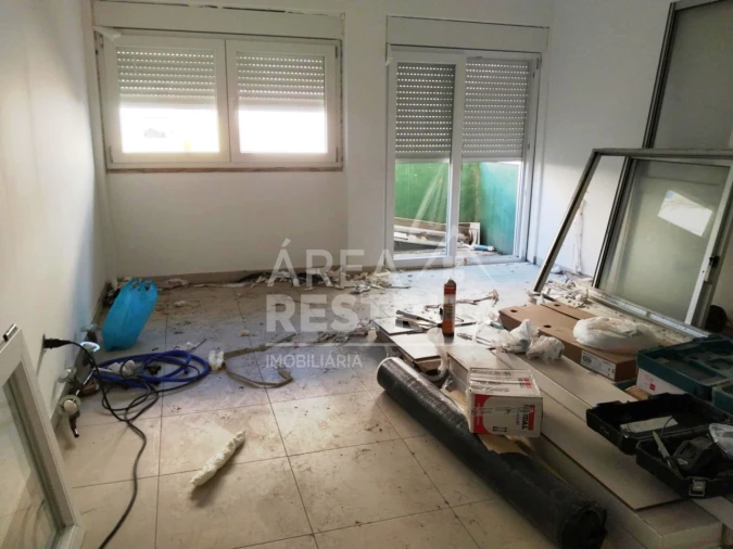 Apartamento T2 para Venda em Amora Foto 10