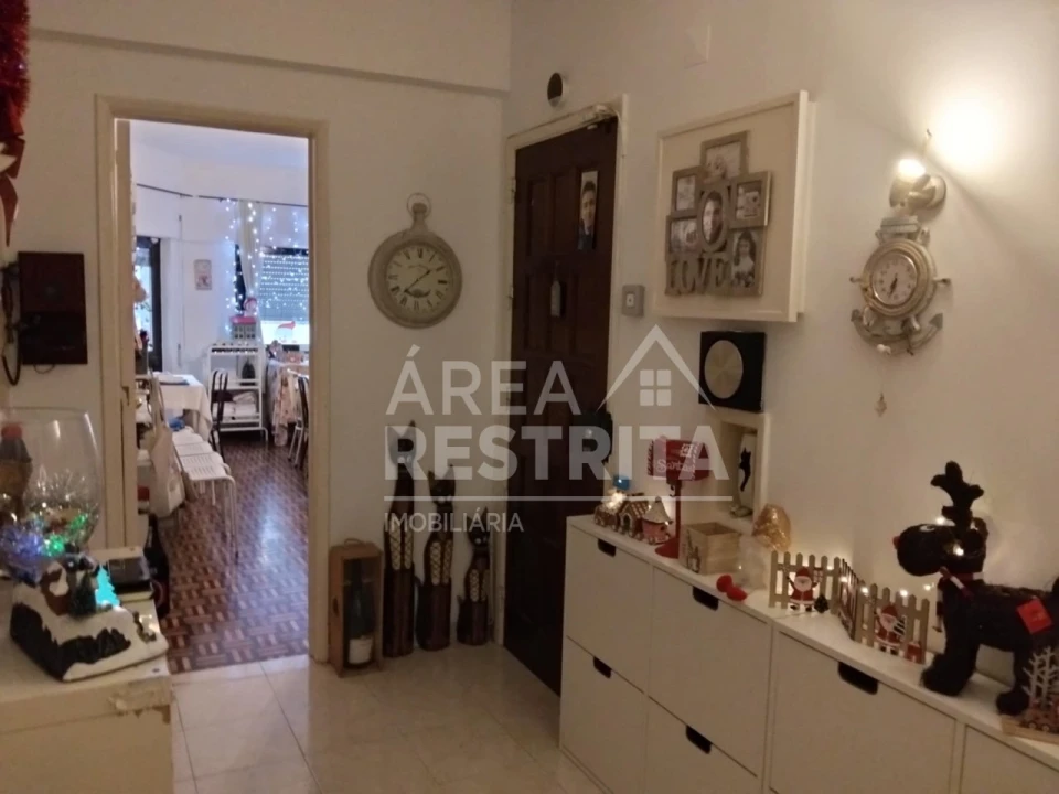 Apartamento T3 para Venda em Amora Foto 9