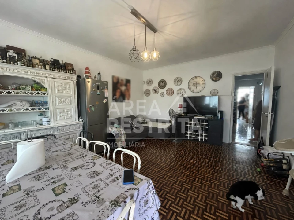 Apartamento T3 para Venda em Amora Foto 2