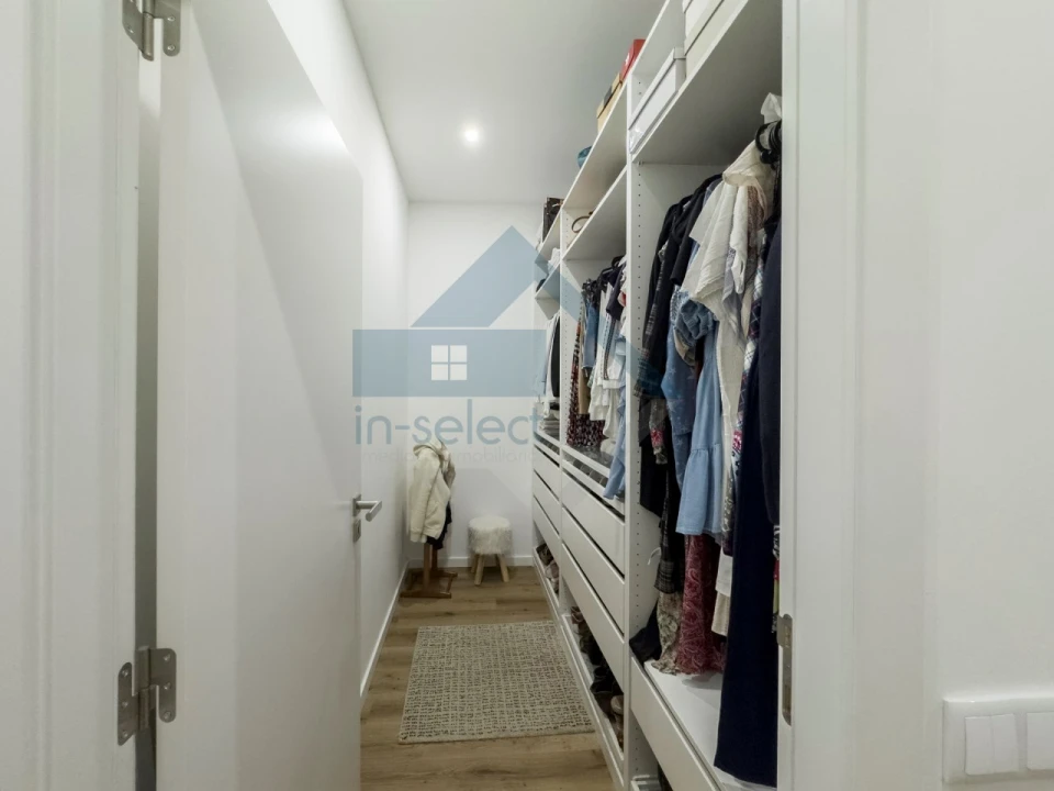 Moradia T3 para Venda em Santa Barbara de Nexe Foto 38