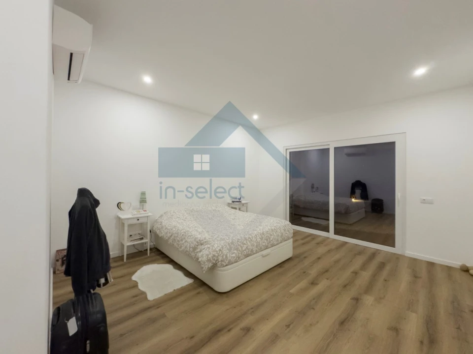 Moradia T3 para Venda em Santa Barbara de Nexe Foto 39