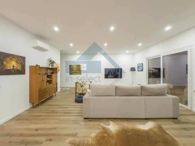 Moradia T3 para Venda em Santa Barbara de Nexe Foto 18