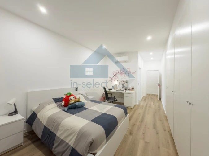 Moradia T3 para Venda em Santa Barbara de Nexe Foto 42