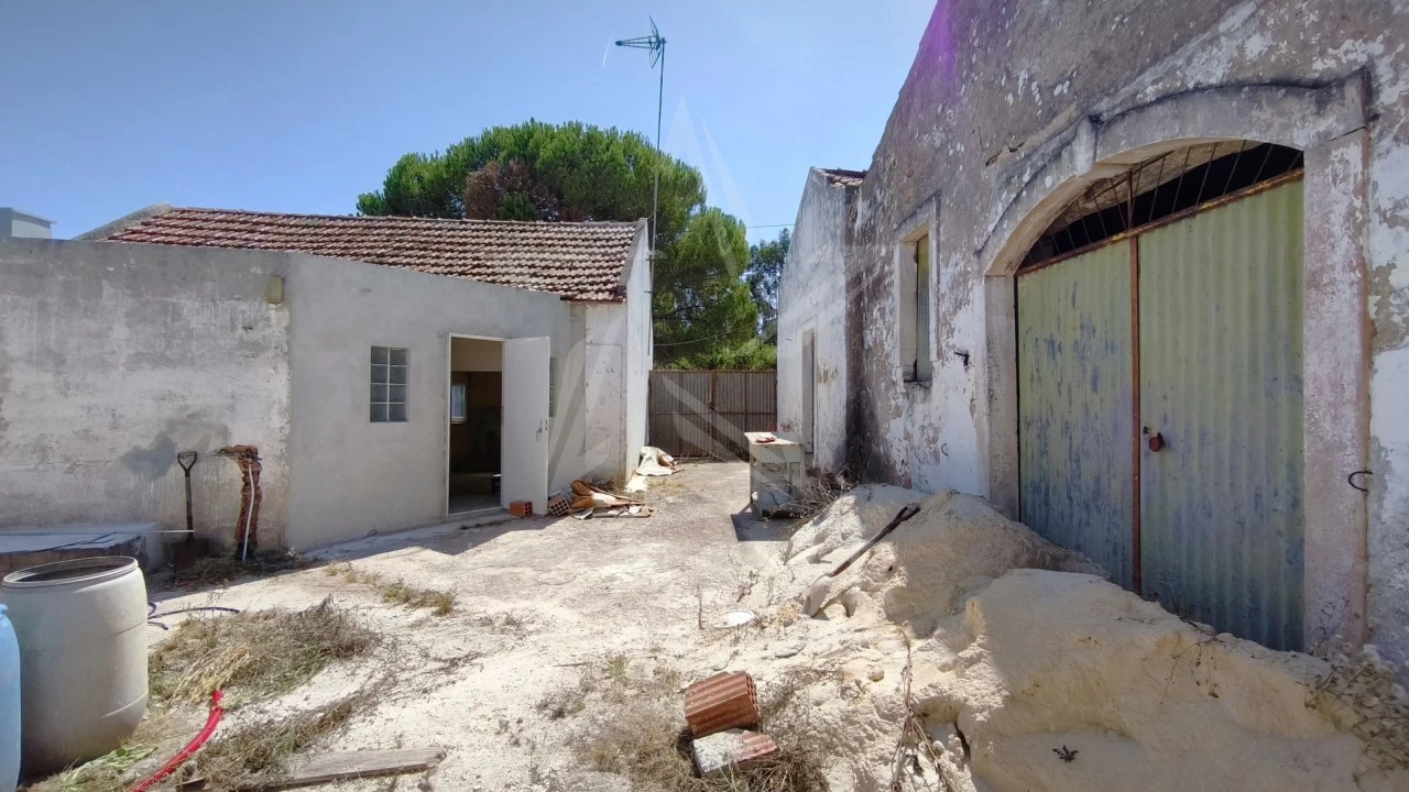 Moradia T2 para Venda em Alvorninha Foto 10