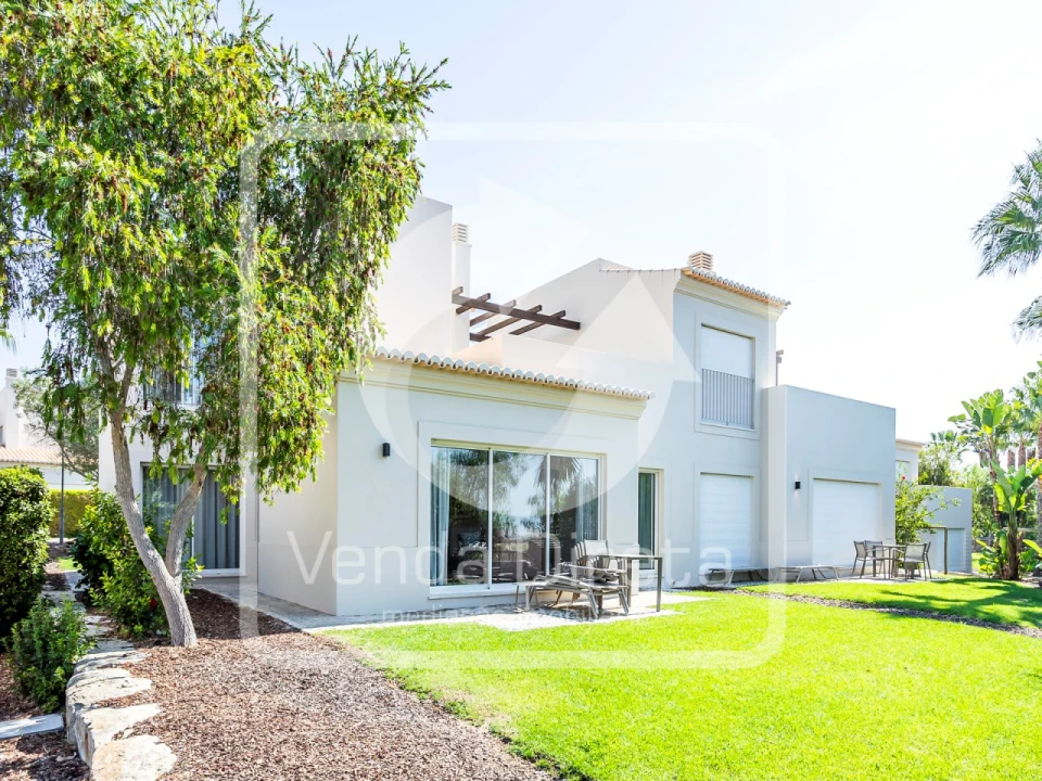 Moradia T2 para Venda em Lagoa e Carvoeiro Foto 3