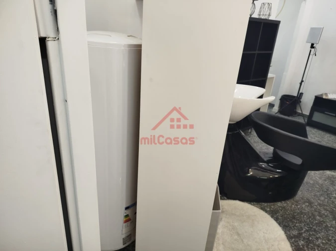 Loja para Cedência de Quotas em Lumiar Foto 16