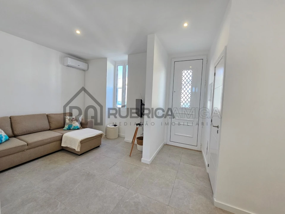 Moradia T2 para Venda em Loule (São Clemente) Foto 3