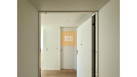 Apartamento T2 para Arrendamento em Bonfim