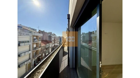 Apartamento T2 para Arrendamento em Bonfim