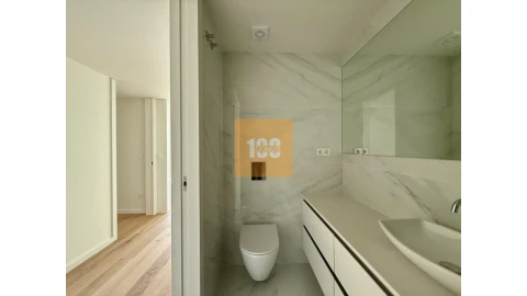 Apartamento T2 para Arrendamento em Bonfim