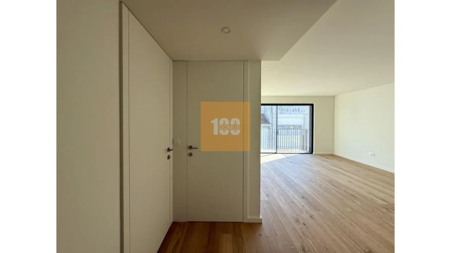 Apartamento T2 para Arrendamento em Bonfim Foto 36