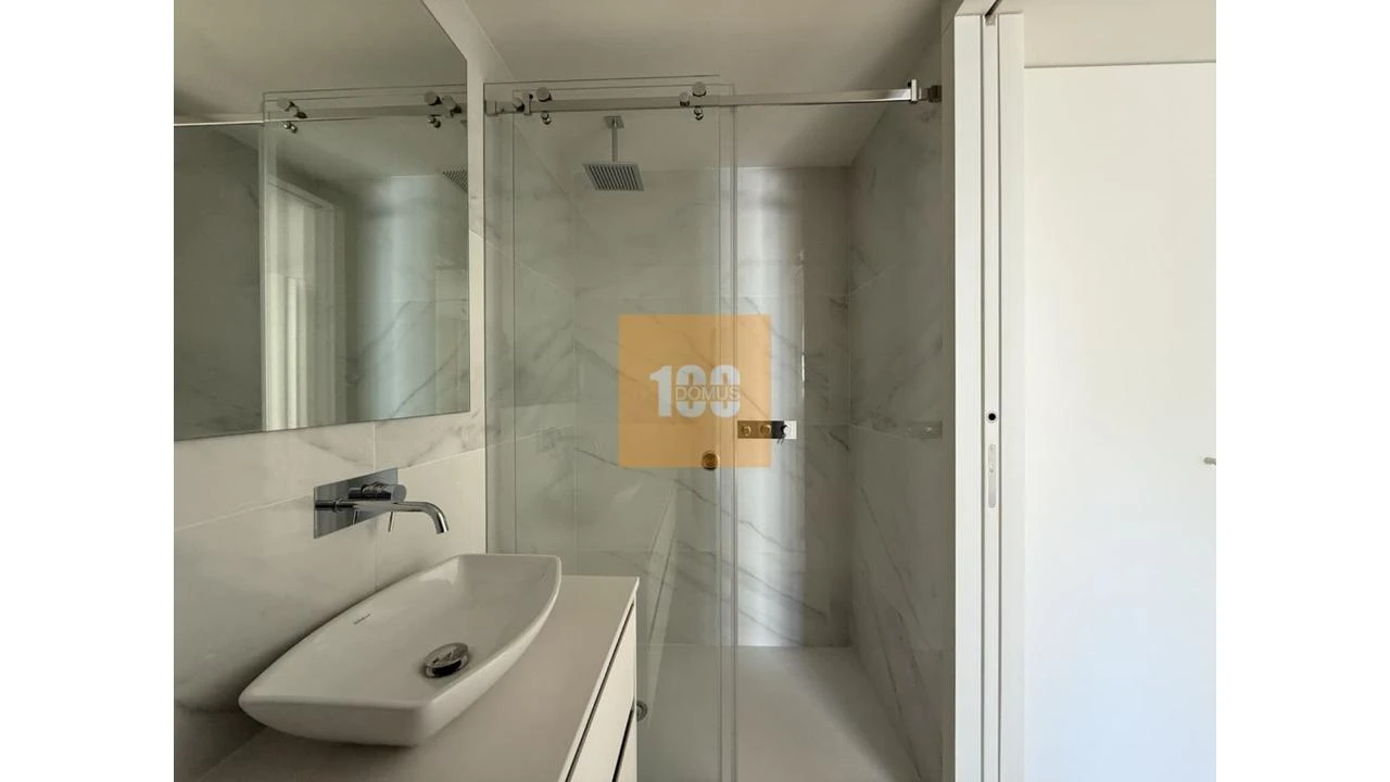 Apartamento T2 para Arrendamento em Bonfim Foto 5