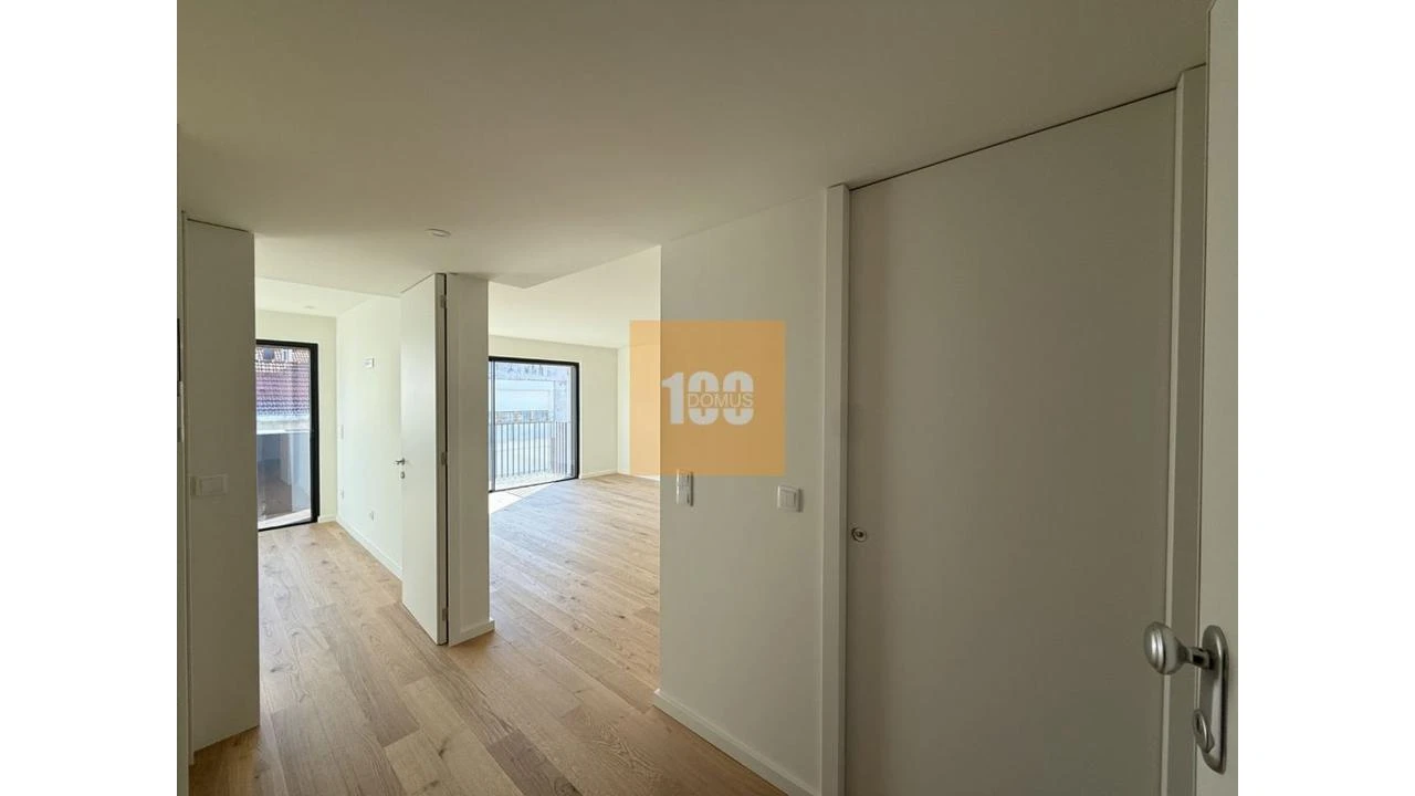 Apartamento T2 para Arrendamento em Bonfim Foto 1